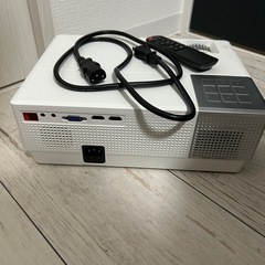 【yaber】プロジェクター　6600lmの画像
