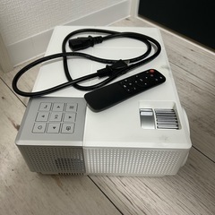 【yaber】プロジェクター　6600lmの画像