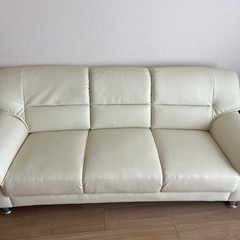 ソファの画像