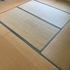 畳複数枚の画像