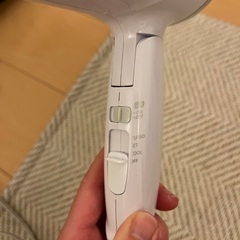 ヘアドラヤーの画像