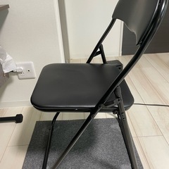パイプ椅子の画像