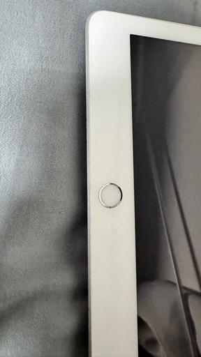 【取引中】Apple iPad 第6世代 (Apple Pencil付属)
