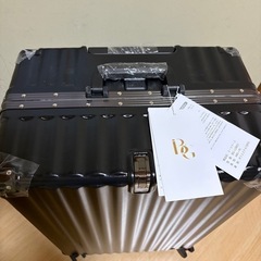 新品未使用（Lsize）スーツケース、キャリーオンケース、ダイヤルロック ダブルキャスター バッグ、  の画像