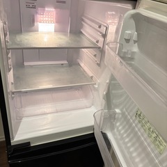 【受け渡し先確定】SHARP ノンフロン冷凍冷蔵庫 137L の画像