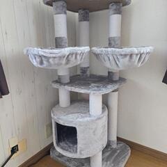 キャットタワーの画像