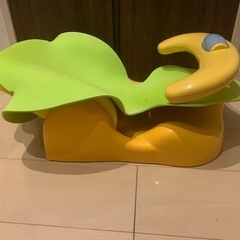 新生児から はじめてのお風呂から使えるバスチェアの画像