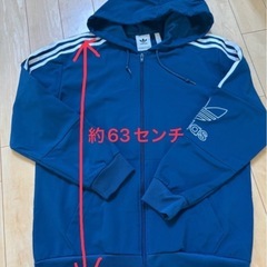 adidas ネイビー　トレーニングウェア　Mサイズ。の画像