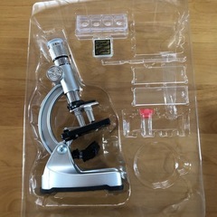 子供用の顕微鏡セットの画像