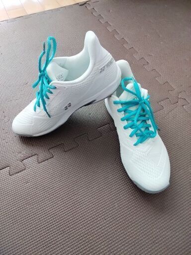 値下げ❗新品！未使用！YONEXテニスシューズ25.0cm