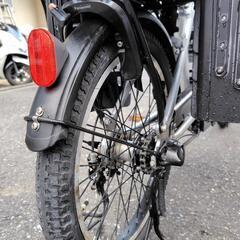 高年式！！現行タイプ　電動アシスト自転車　パナソニック　ギュットアニーズ　20インチ　シルバー　バッテリー8.0Ah 充電器付き　後ろオプションあり！の画像
