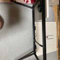 折りたたみテーブルの画像
