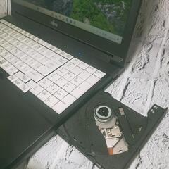 富士通 lifebook A5510 第10世代i5の画像