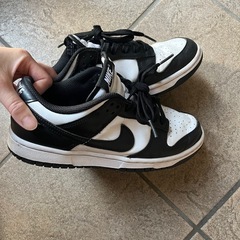 最終値下げ！本日取引希望✨Nike エアフォース パンダの画像