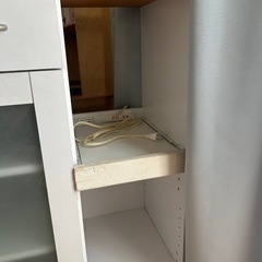 食器棚　棚の画像