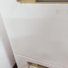 カギ付きキャビネット ２段の画像