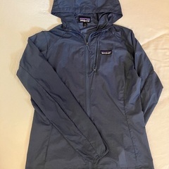 Patagonia ウィメンズフード付きジャケット ネイビー (バロン