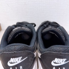 NIKE AIRスニーカー26cm 900円の画像