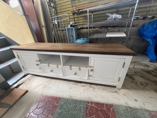 配達込み、テレビボード