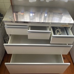 ※決まりました※キッチンカウンター 食器収納の画像