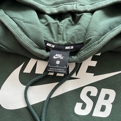 ナイキ NIKE SB　パーカー  の画像