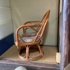 トウの椅子の画像