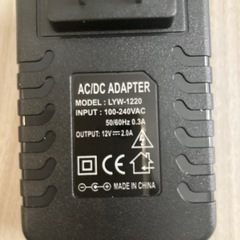 アダプター12Vの画像