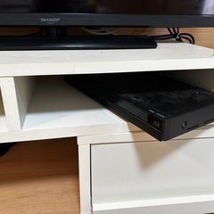 伸縮可能テレビ台⭐️収納付きの画像