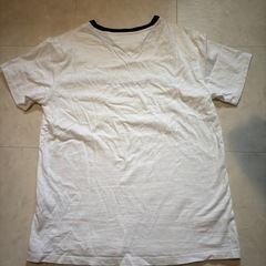 【ほぼ未使用✨】トミーヒルフィガー Tシャツの画像