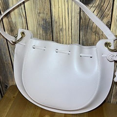 新品未使用 ピンクベージュ ショルダーバッグの画像