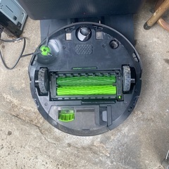 廃棄処分致しました。irobot(アイロボット) roomba j7+ とroomba j7、まとめて2台 の画像