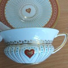 0804-036 WEDGWOOD　カップ&ソーサー　クイーンオフハートの画像
