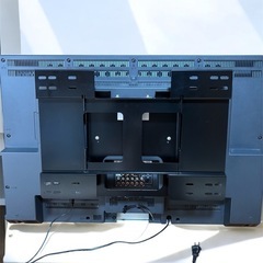 MITSUBISHI 32型　壁掛けテレビの画像