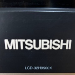 MITSUBISHI 32型　壁掛けテレビの画像