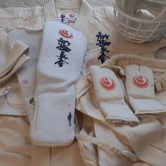 空手胴着セットの画像