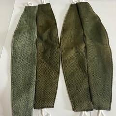 カーテン　タッセル　４個　新品未使用　濃いグリーン　ニトリの画像