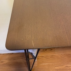テーブル70×70×70  椅子2脚の画像