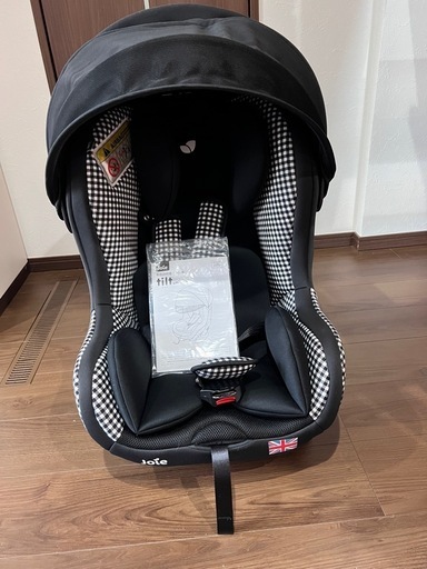 【ほぼ新品】Joie（ジョイー） チャイルドシート 新生児可　JK061（Tilt／チルト）