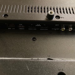 《中古》32型液晶テレビ ブラウンのステンレステレビ台の画像