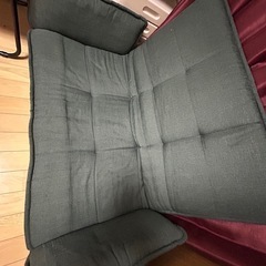 決定/ソファーの画像