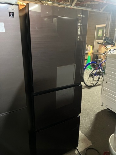 2508-109 Hisense ノンフロン冷凍冷蔵庫 2021年製 HR-G2801BR 全定格内容積 282L 動作確認済み キズ 汚れあり