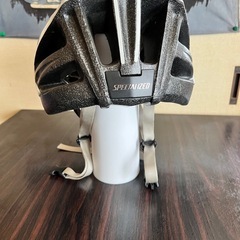 SPECIALIZEDヘルメットの画像