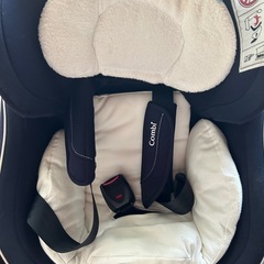 チャイルドシート　コンビ　クルムーヴ　ISOFIX 　新生児の画像
