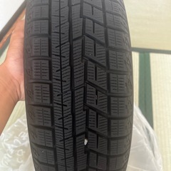 （値下げしました！）YOKOHAMAスタッドレスタイヤ14インチ4本セット の画像