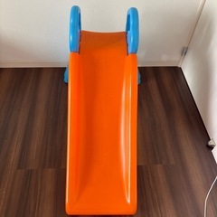 すべり台の画像