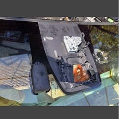 AYH30後期アルファード ハイブリッド 熱線付き純正フロントガラス USEDの画像