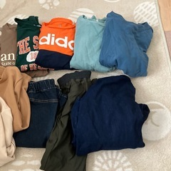 140サイズ　服の画像