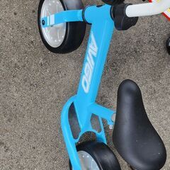三輪車　キックバイク　二点セットの画像