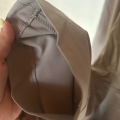 未使用　タグ付き　Mサイズ　GU ストレッチイージーアンクルパンツ　の画像