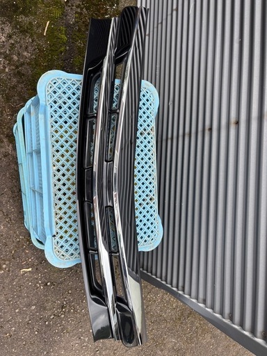 50エスティマ3型中古モデリスタグリル